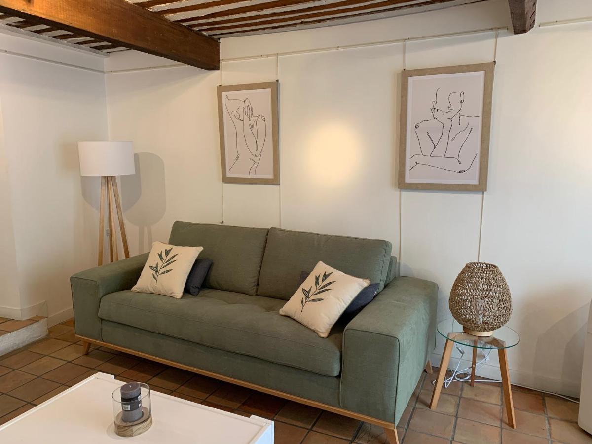 Au 10 Apartamento LʼIsle-sur-la-Sorgue Exterior foto