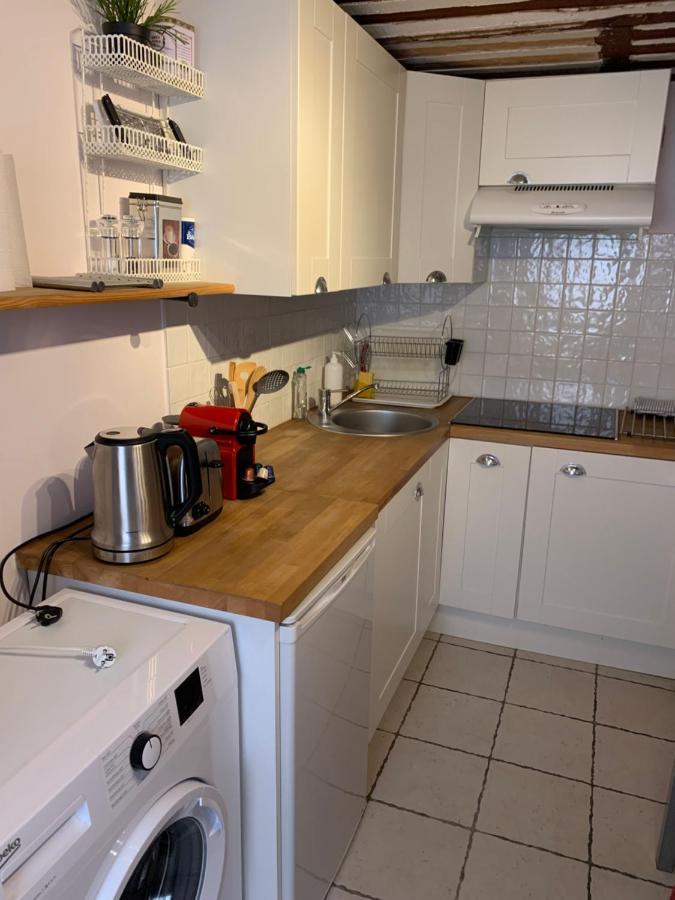 Au 10 Apartamento LʼIsle-sur-la-Sorgue Exterior foto