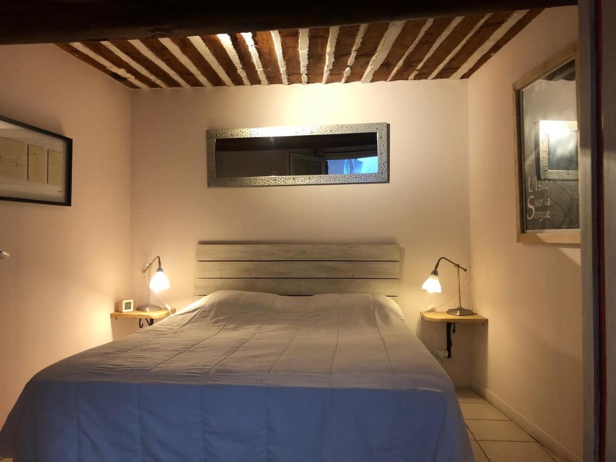Au 10 Apartamento LʼIsle-sur-la-Sorgue Exterior foto